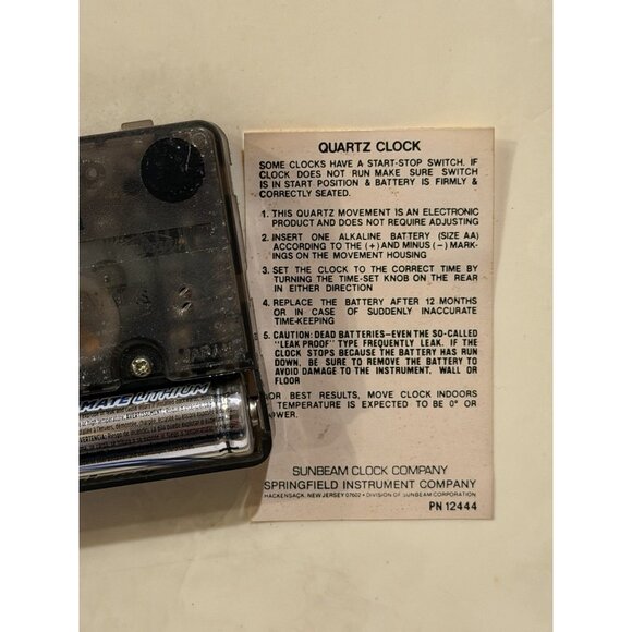 Vintage 1980s Sunbeam Quartz Wall Clock Wood Glass Made In Hackensack, NJ Works - Picture 6 of 8